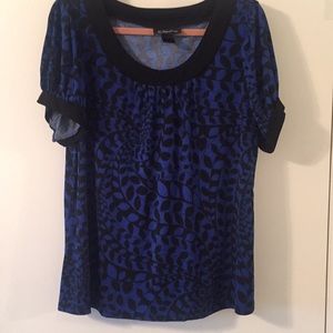 Elegant yet casual blouse